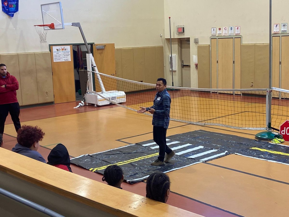 ESCofNJ's tweet photo. ESCNJ is excited to announce to that NuView Academy is collaborating with @MiddlesexCmuter to inform and instruct students on pedestrian and bicycle safety! 🚲 #ESCNJ #NuViewNJ https://t.co/v1AkFcFqj8