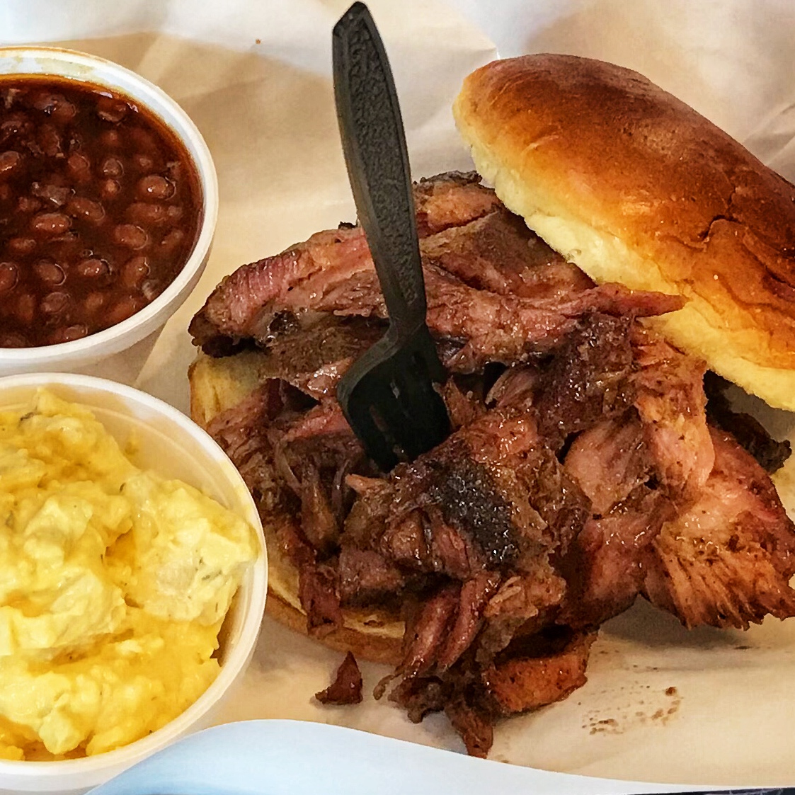 BogartsSTL1's tweet photo. PULLED RIB is back TODAY! 🐖🔥😋

Local or visiting, our crew would love to see your smilin' eyes today! 😀

#HAAShow #MidwestHaunters #eatlocal #pulledrib #bogartssmokehouse #porkmafia #bbq #stlbbq #stlouis #soulard #explorestlouis https://t.co/miJIlg1By4
