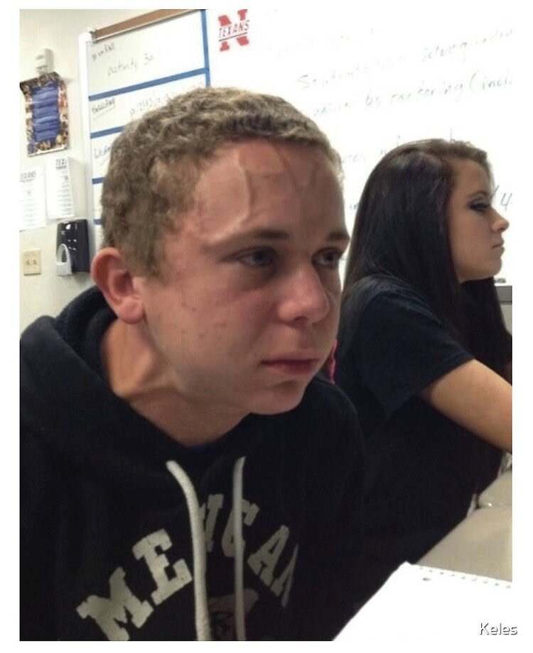 ErnestPenning13's tweet image. Kareem Hunt getting the 2018 script from the NFL #NFLScript #NFLrigged