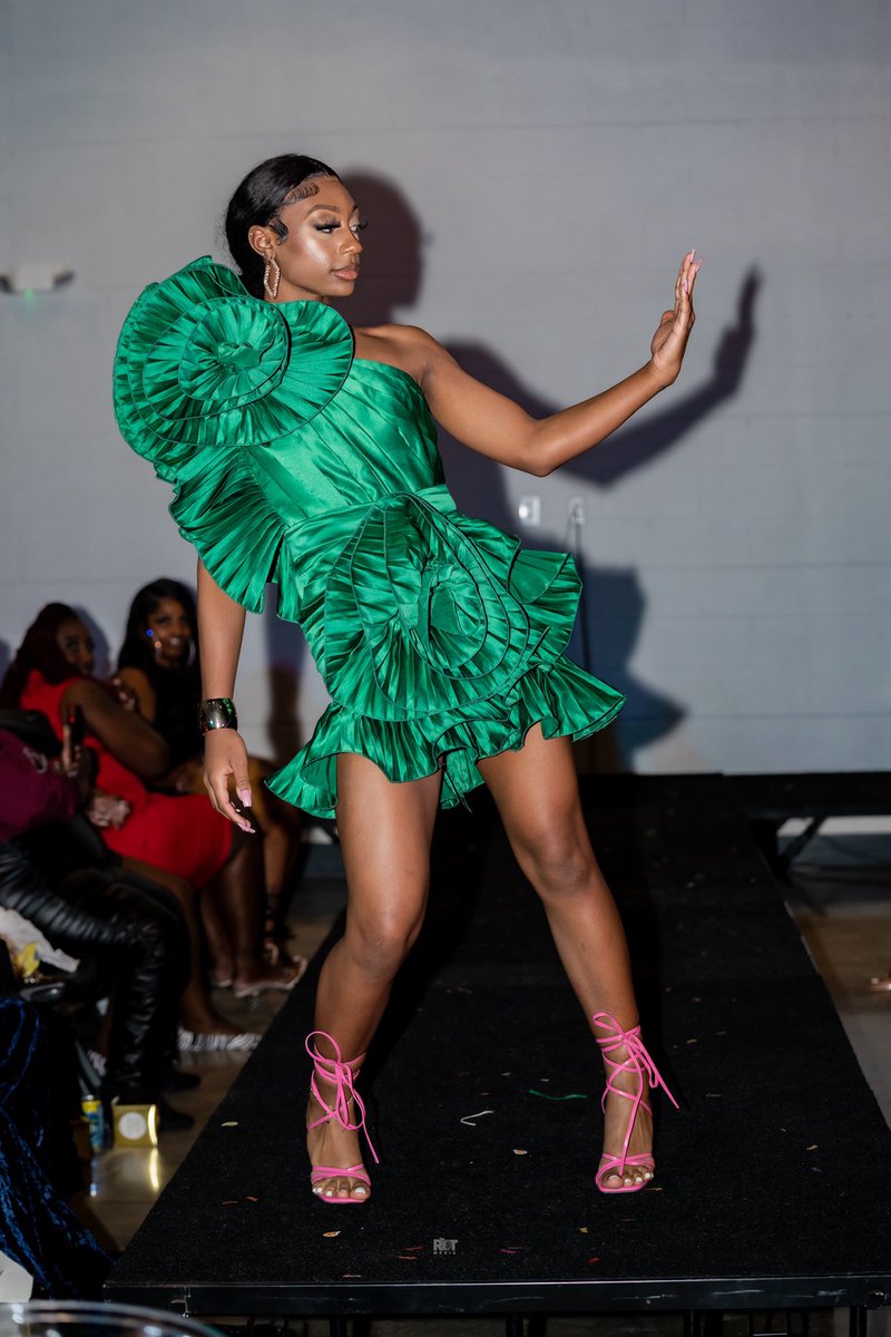 rot_media's tweet photo. Jump Off Fashion Show 2023🔥🔥

Photography by ROT Media
.
.

#orlandophotography #lakeland #floridaphotography #videography#photography #orlando #winterhaven #polkcounty #Broward #miami #weddingphotography #weddingvideography #commencement #tampaphotography #ucf #usf #uf # https://t.co/1xTk2ou3If