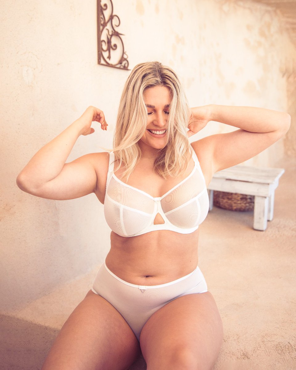 Curvy Kate  D-K Cup on X: Victory is the must have bra to keep those  girls in check, our first 4 part cup pulls you in and up. -    /