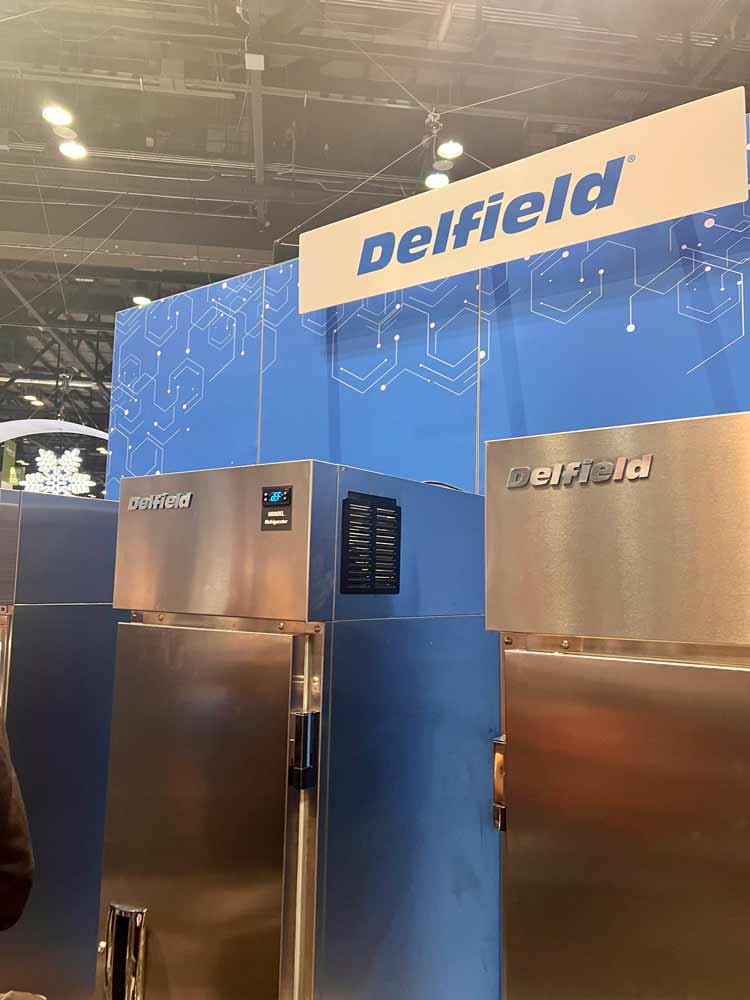 Took a little tour Delfield's #NAFEM23 booth, we got to peek under the hood of some mobile hot/cold wells and join them as they say “a good thing never dies,” and welcome back the 6000 XL series.