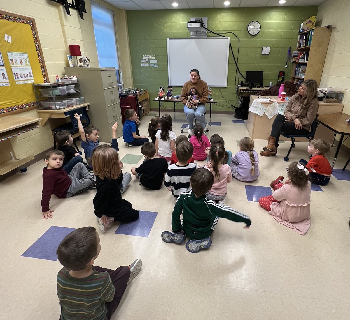 Another great day with Rachel ⁦<a href="/EasterSealsNL/">Easter Seals</a>⁩ ⁦<a href="/HTE_K4/">HTEK4</a>⁩ doing the “I Can Too” presentation