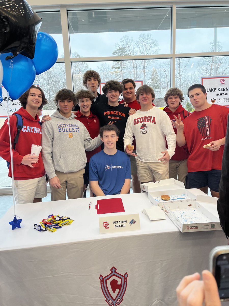 Big shoutout to our two Diamond Cougars who signed yesterday!

Jake Kernodle is heading to Princeton next year, and Jake Young is heading to UNC Asheville. These guys have been great ambassadors for our program, and we look forward to their senior season!

#CatholicBSB || #ALLIN