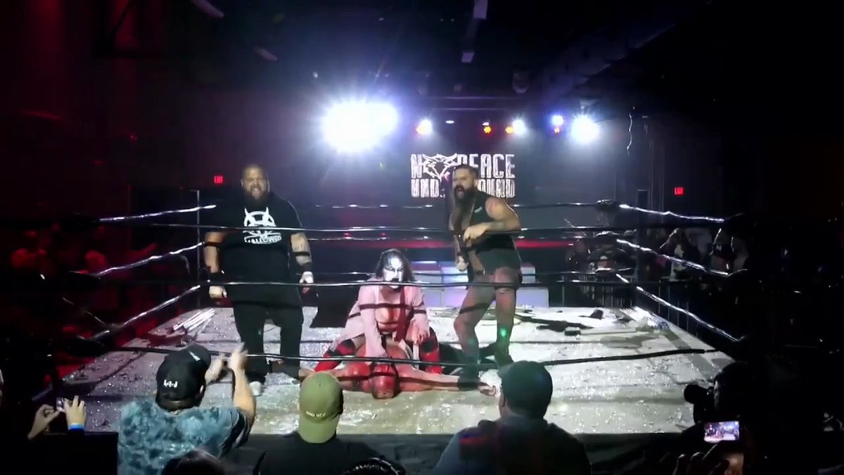 metal0515's tweet image. Just watched #NoPeace #Samsara and it was ridiculous, crazy and most enjoyable. Definitely one of the best indy shows of the last month.