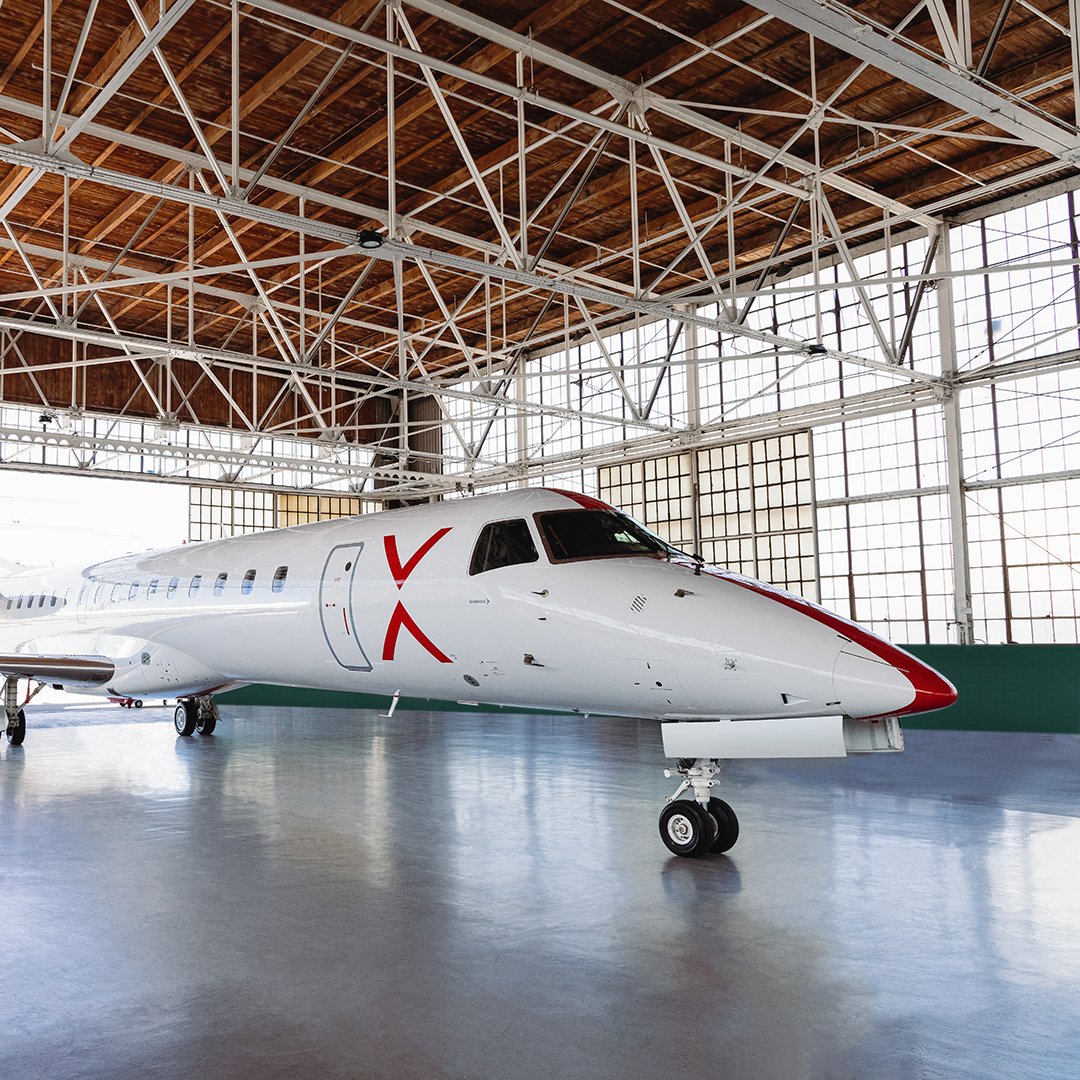 Just poking our nose in the hangar to see if #PunxsutawneyPhil wanted to hop on our new flights between Concord/Napa and Las Vegas taking off today. Psyched for 6 more weeks of winter? Book your last winter escape of the season at the link in our bio. #FlyJSX #GroundhogsDay