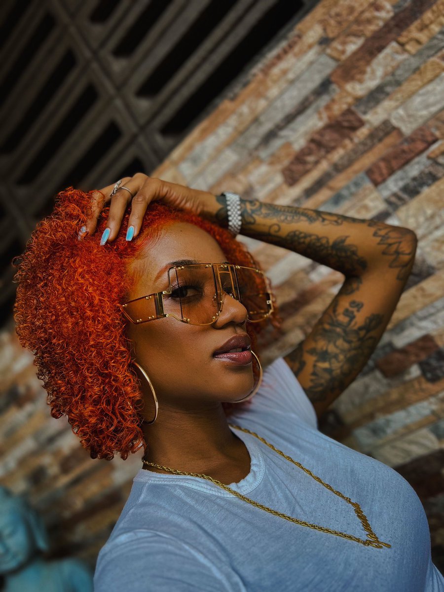 CaribbeanHoneyy's tweet photo. 👩🏾‍🦰🏵️🥭🧡 https://t.co/JAy0xP0DO8