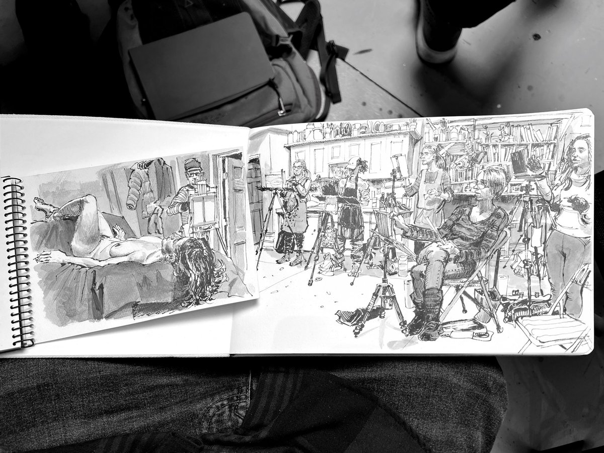 I didn't realize this when I did these sketches but they form a pretty nice panorama of the room. https://t.co/wXblP3yMgH 