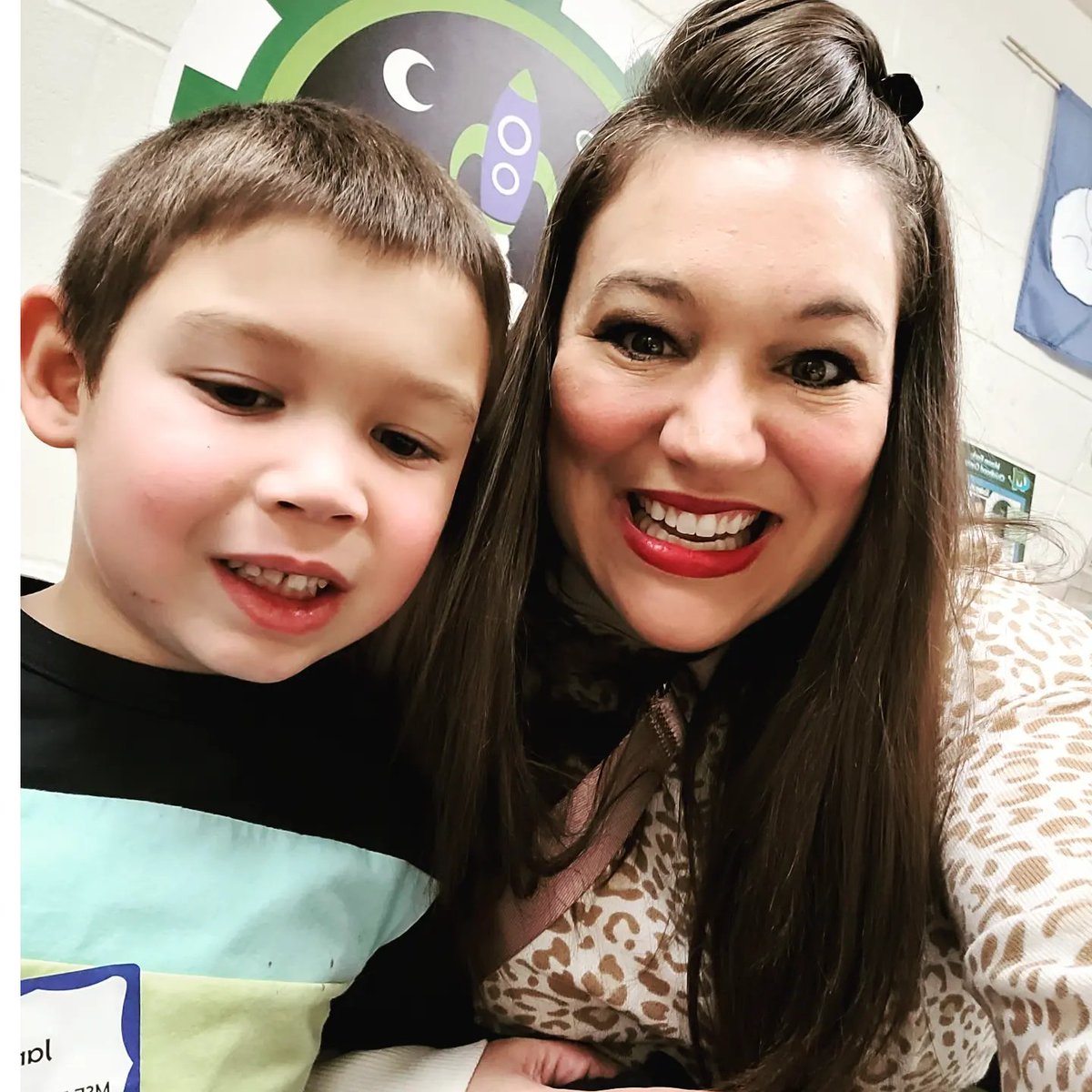 the_lin_dynasty's tweet photo. Had a blast at our first #MECCReadingChallenge VIP Event! Thanks to the #MasonSchoolsFoundation for hosting us, and congratulations to MECC for crushing your goal and reading 24,000 books!
@MrsBly_MECC https://t.co/LTX8GnbQjH