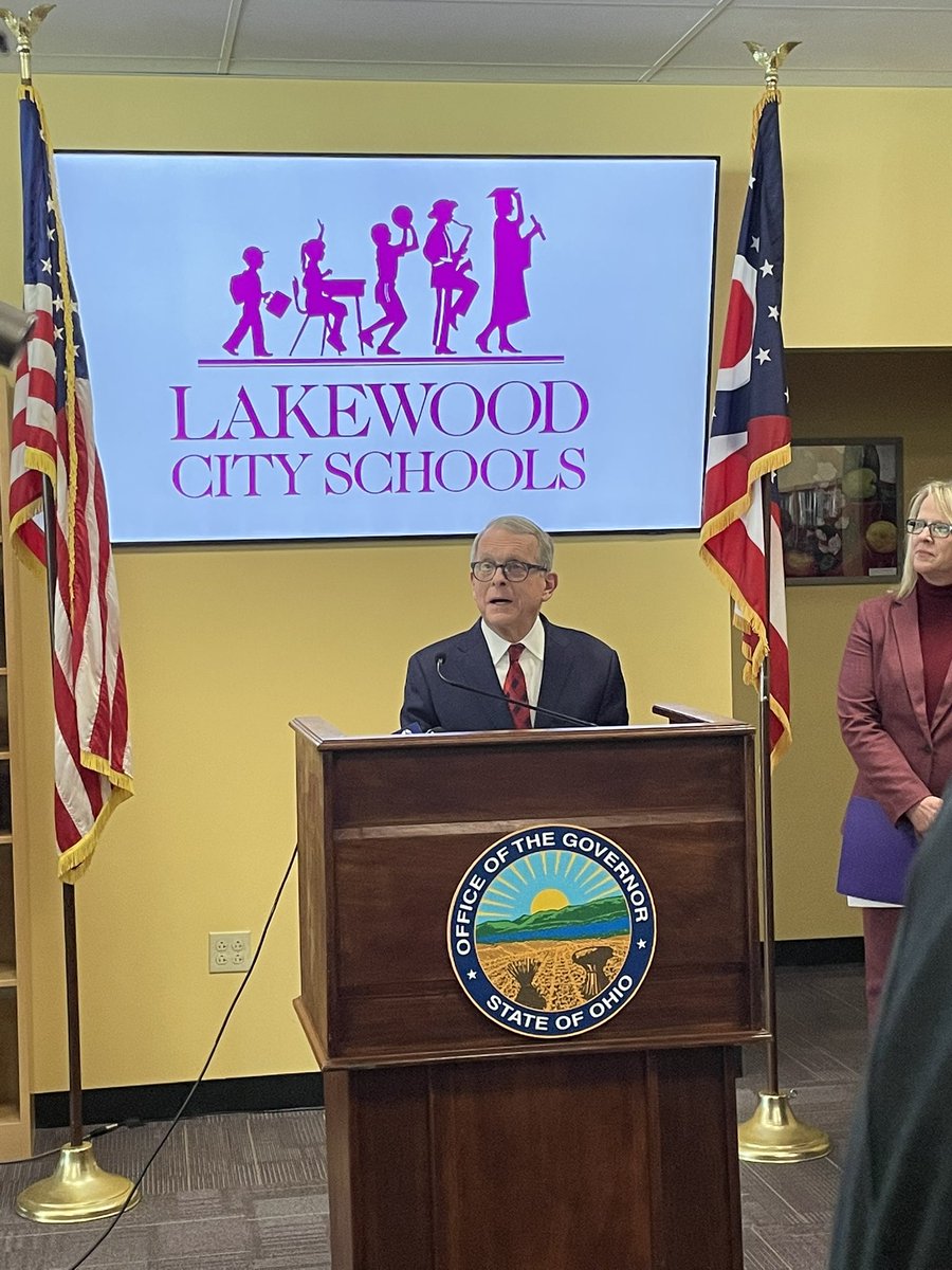 Isabel Lawrence on Twitter "Gov. DeWine in Lakewood HS this morning talking about Ohio School