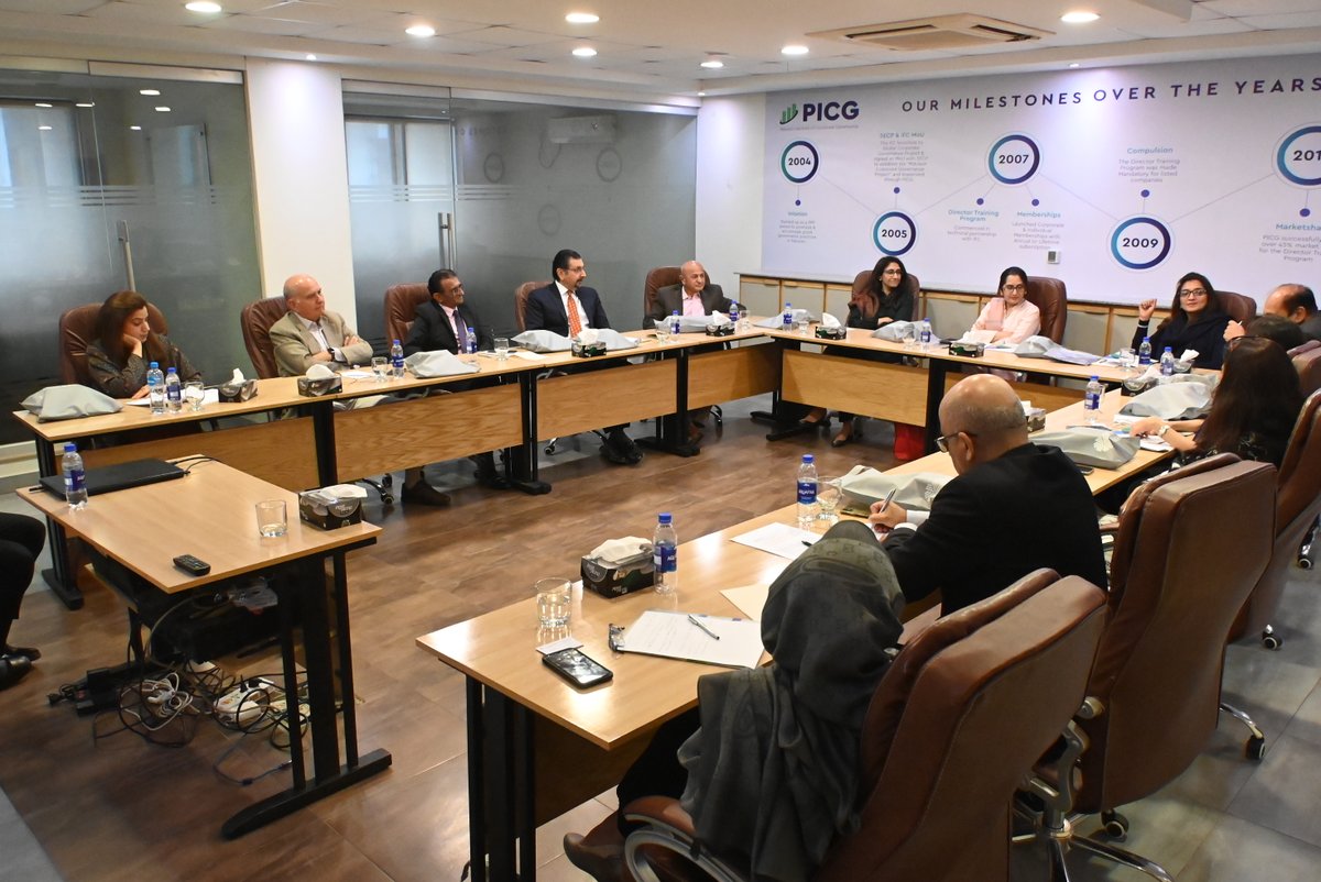 CFA_Pakistan's tweet photo. CFA Society Pakistan and @PICGofficial jointly hosted a roundtable on ‘Independent Directors in Pakistan - Regulations, Practice &amp; Challenges’.
 
The session was organized as a follow up discussion on our publication, ‘Independent Directors in Pakistan - Regulation and Practice’. https://t.co/TAOw0xVVfh