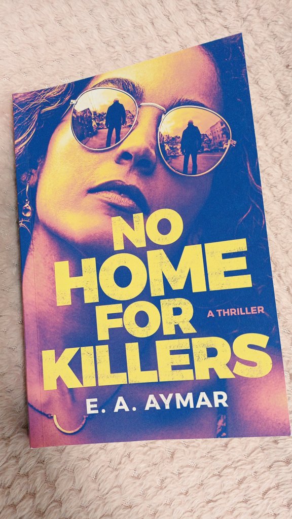 My #PitchWars mentor E.A. Aymar's new book No Home For Killers is officially out now and my copy just arrived 🤩🤩 Very excited to start reading!