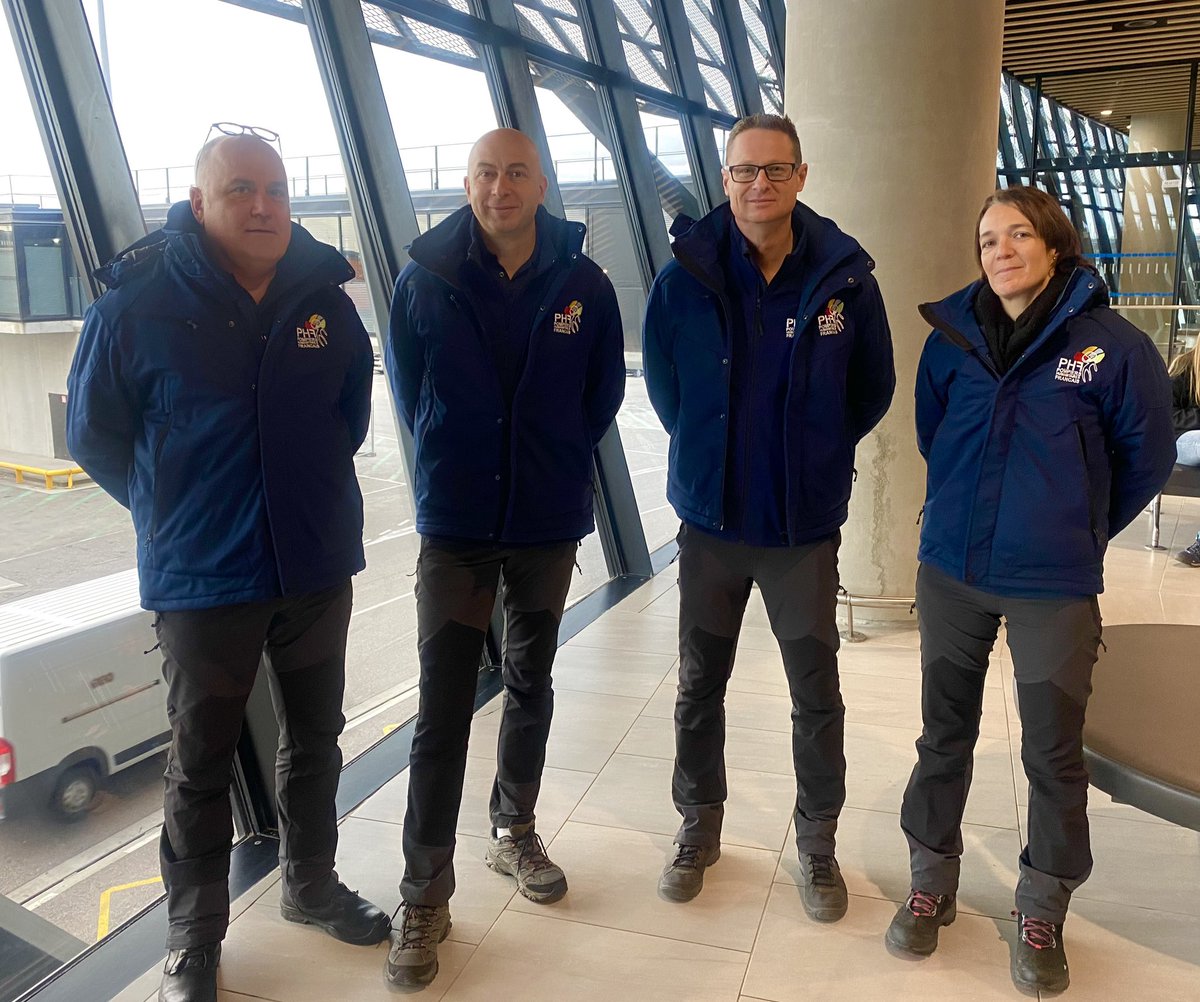 ✈️ Départ imminent du personnel médical et du bureau de PHF pour rejoindre nos collègues à Cracovie 🇵🇱  pour assurer la formation des soignants ukrainiens à l’unité mobile de soin 🩺
 <a href="/PompiersFR/">Pompiers de France</a> <a href="/sdis42/">Sapeurs-pompiers de la Loire / SDIS 42</a> <a href="/Rotary1710/">Rotary District 1710 Lyon Région</a> <a href="/GroupeGruau/">Groupe Gruau</a> @HR_Path #SNF