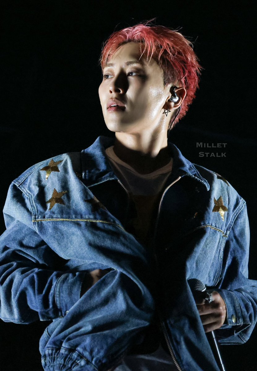 milletstalk's tweet photo. 청자켓이 잘 어울리는 @_DPRLIVE https://t.co/qHs29b4T4N