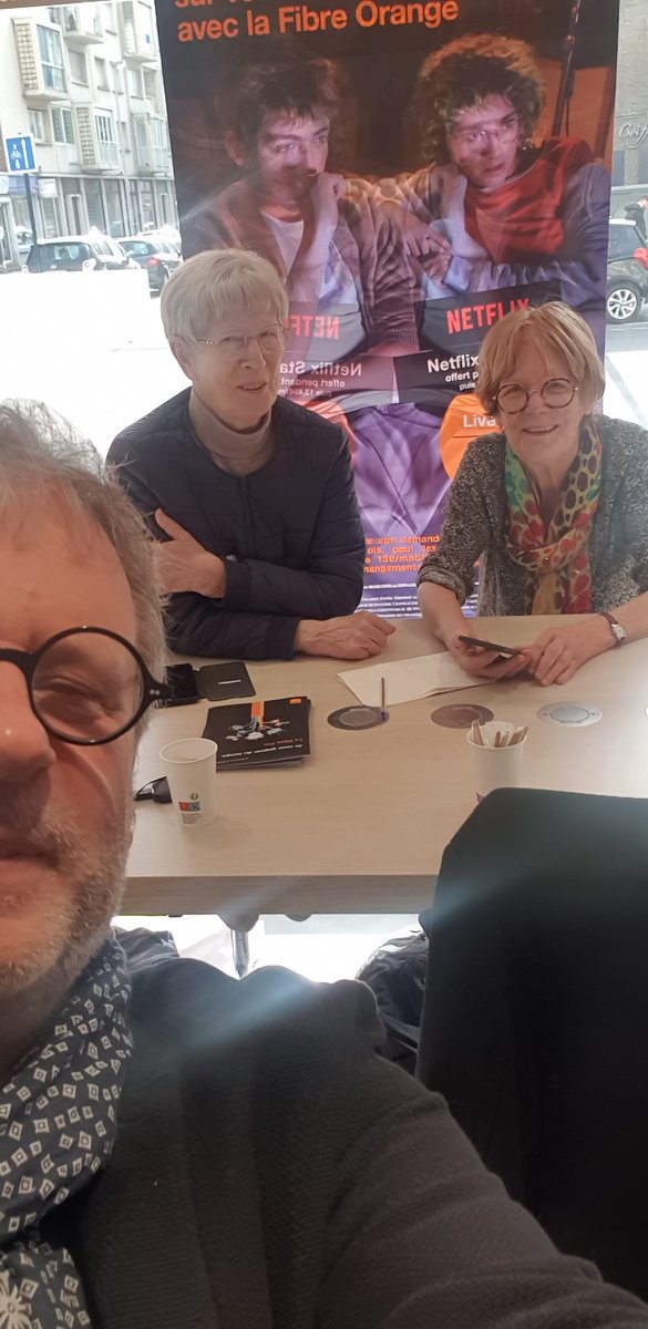 1er #ateliernumérique #odc à la boutique orange de <a href="/Dunkerque/">Ville de Dunkerque</a> apprendre à tout âge.. avec de la bonne humeur  ateliers gratuits pour tous 👍