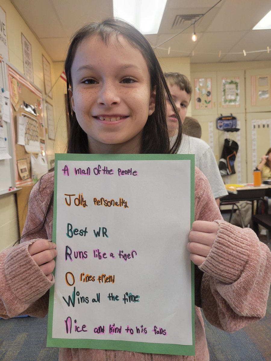 Lori Collins tweet media