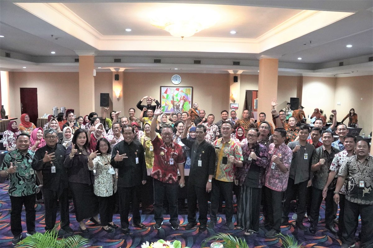 budparekrafjtg's tweet photo. Disporapar Jateng menyelenggarakan Rapat Teknis Implementasi Peraturan Perpajakan, Pengadaan Barang/Jasa, Penatausahaan Keuangan dan Administrasi Kepegawaian selama 2 hari, dimulai dari tanggal 2 - 3 Februari 2023 di Grand Wahid Hotel, Salatiga.
#ASNJateng
#JatengGayeng https://t.co/kb7ujIEDpn