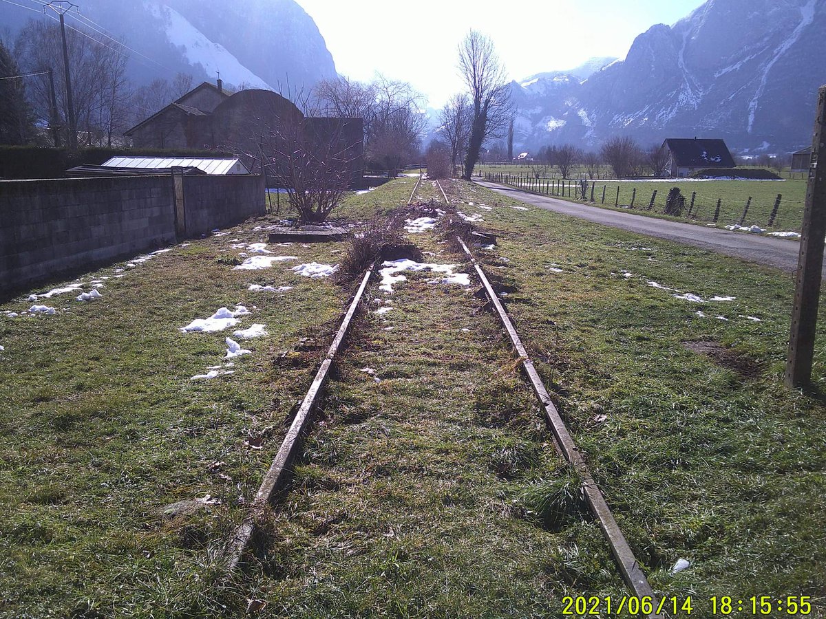 TerCanfranc's tweet photo. Une balade entre Bedous et Accous sur la voie abandonnée---30-I-2023.
Un paseo entre Bedous y Accous en la vía abandonada ---30-I de 2023.
https://t.co/PVOzgbhivG https://t.co/2pgJ5iaMye