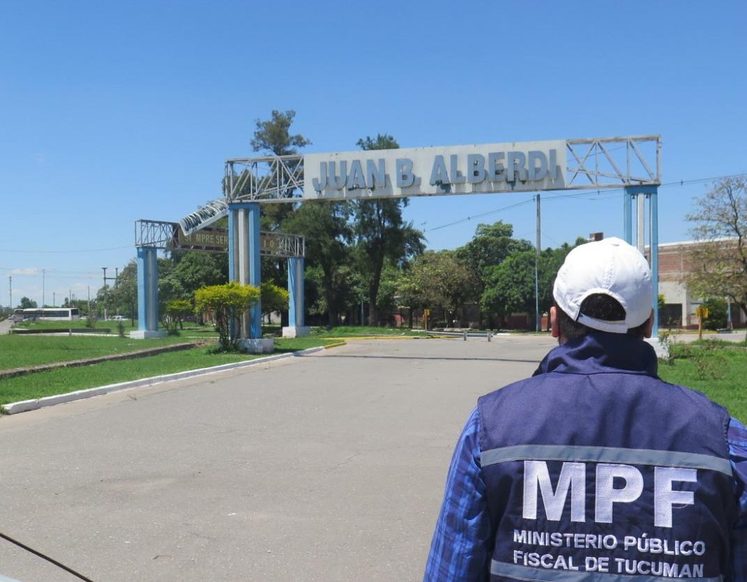 Minoticieroar's tweet photo. POLICIALES | Femicidio en Alberdi: Irá a juicio un hombre acusado de degollar a su esposa  https://t.co/1Zwug0Ayvt https://t.co/aH3AaS5slT