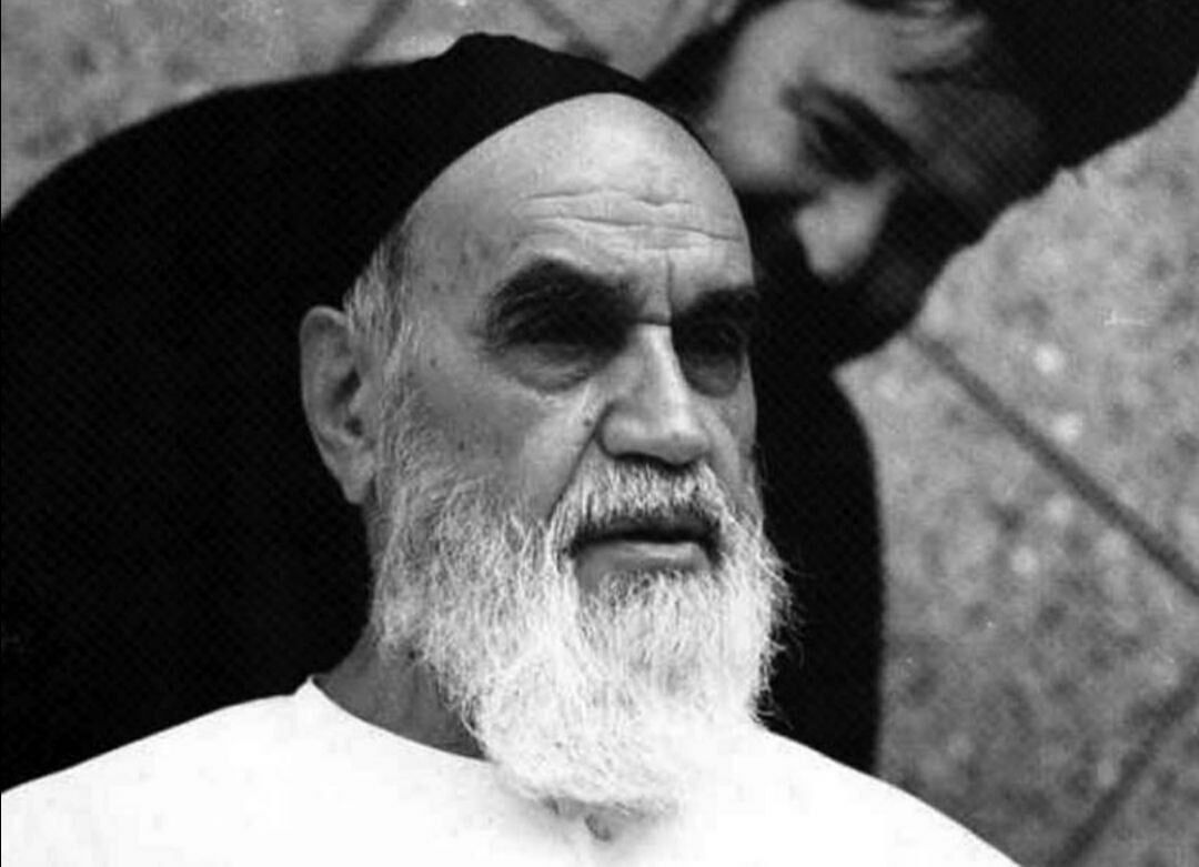 أن الشهداء يعتبرون قادة المسيرة ، وأنهم المعلمون في دنيا الجهاد ، وعلينا أن نستفيد منهم.♥️

#حقق_حلم_الانبياء