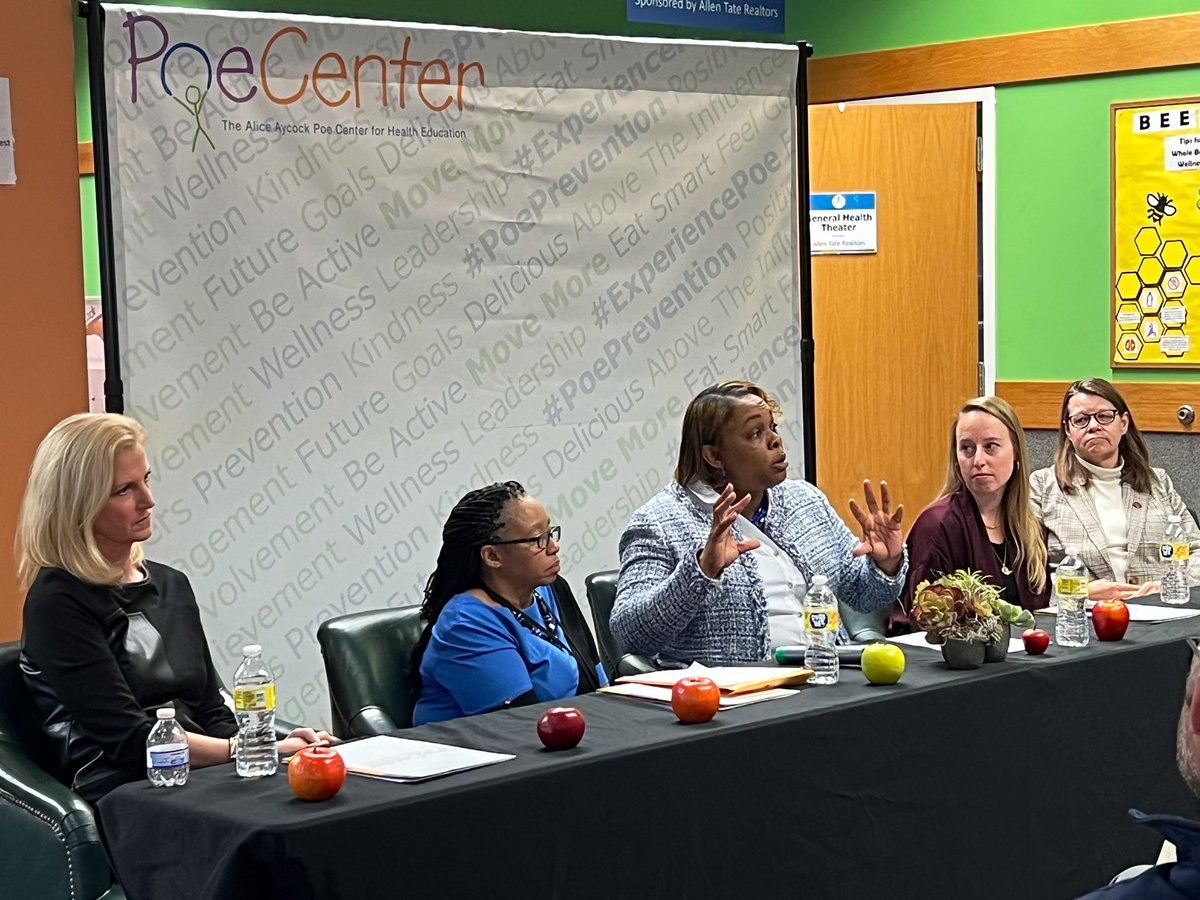 raleighchamber's tweet photo. A common theme across the panel is the importance of exposing students to opportunities- whether that’s opening your tech company’s doors so they see it’s not all coding or offering an intro workshop so they can see what it’s really like- your business can help #LeadershipRaleigh https://t.co/TLmJ8uUms6