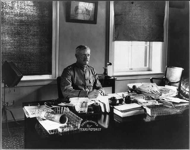 Thanks <a href="/shanshab10/">Shannon Shabanaj</a> I adapted your #8pARTS template for this project on WWI spies. docs.google.com/presentation/d… Culminating task will be a four minute 1st person audio story. #EduProtocols #sschat historyrewriter.com/2019/02/11/wwi…