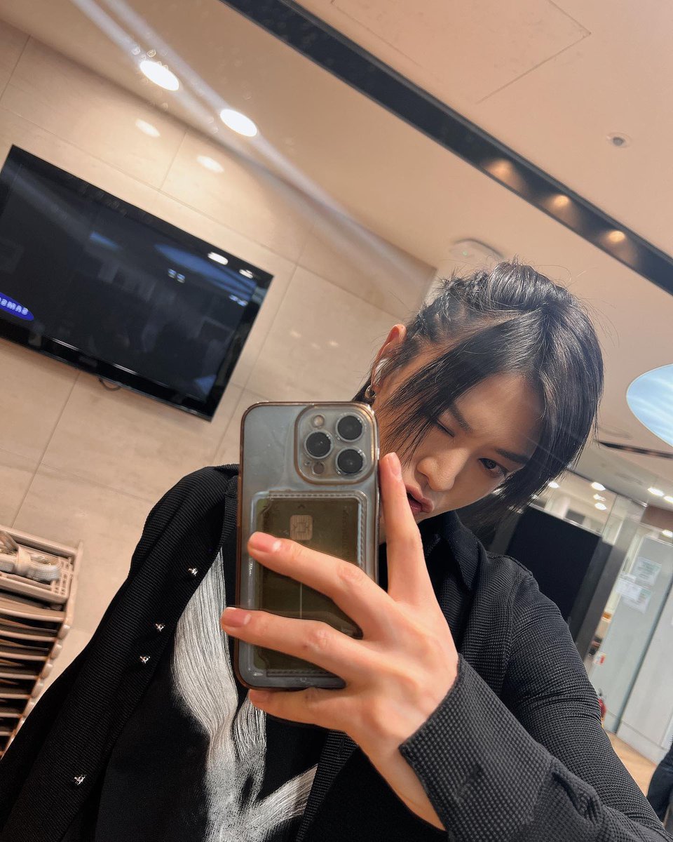 fallenlilithy's tweet photo. ถ้าเธอต้องเลือกระหว่างเขา และ ฉัน
#doyu #มัปยู #winyu #วินยู https://t.co/S6u9IVICwy