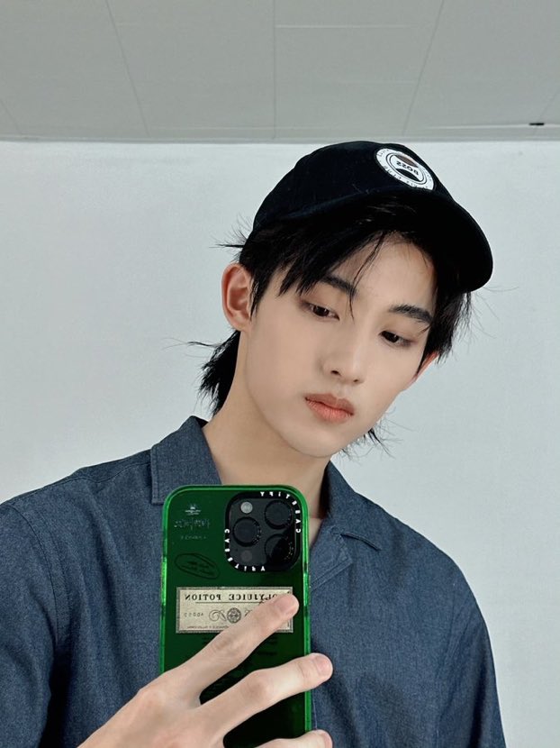 fallenlilithy's tweet photo. ถ้าเธอต้องเลือกระหว่างเขา และ ฉัน
#doyu #มัปยู #winyu #วินยู https://t.co/S6u9IVICwy