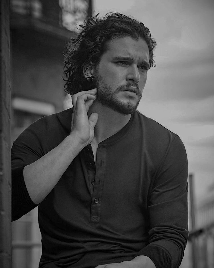 westerosies on Twitter "Kit Harington Nicholas Bilton in Apple