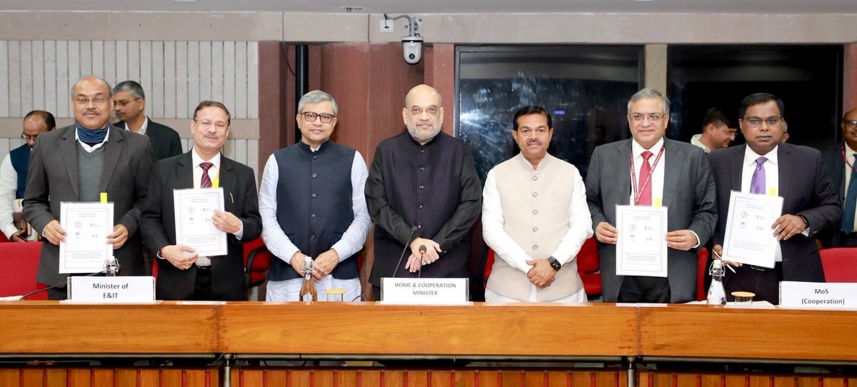 bhikaji_C's tweet photo. Today, an agreement was signed at the National level between NABARD(Ministry of Cooperation ) and CSC (MeitY) in the presence of  Honorable Minister of Home &amp; Cooperation  Sh.Amit Shah &amp; Hon,ble Minister MietY Sh.Vaishnaw,CSC MD &amp; CEO Shri.Sanjay Rakesh Sir !
@sanjaykrakesh https://t.co/dKXW6qaSfQ