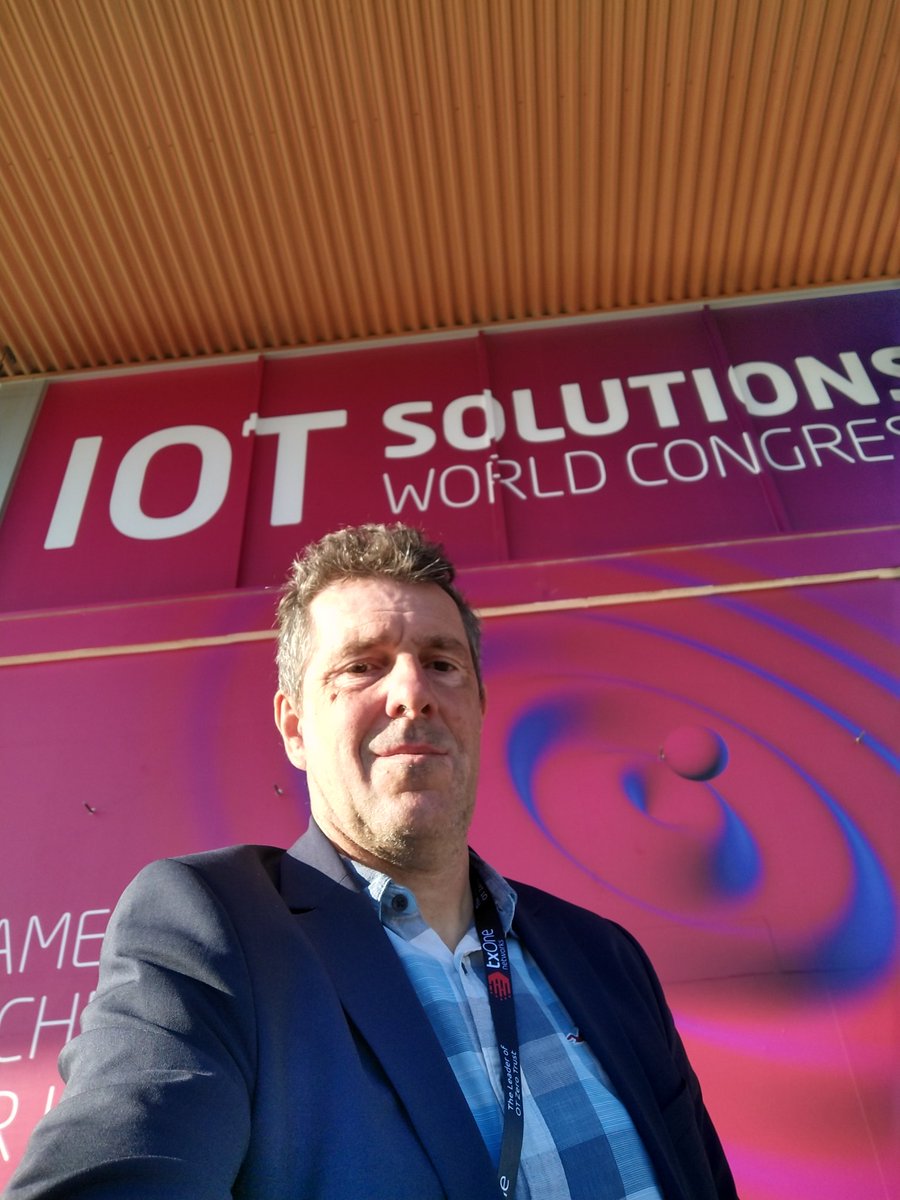 Ahora en Barcelona, asistiendo al Congreso IOT World. Nutriendome de novedades y el estado del arte de la digitalización Industrial #industria4.0, #Chaska_Analytics,