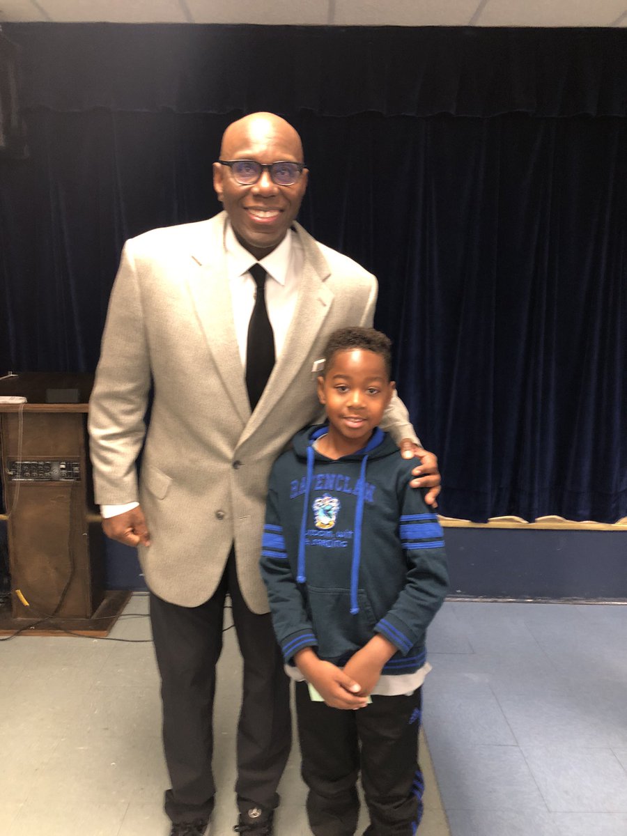 Mr. Peiffer tweet media