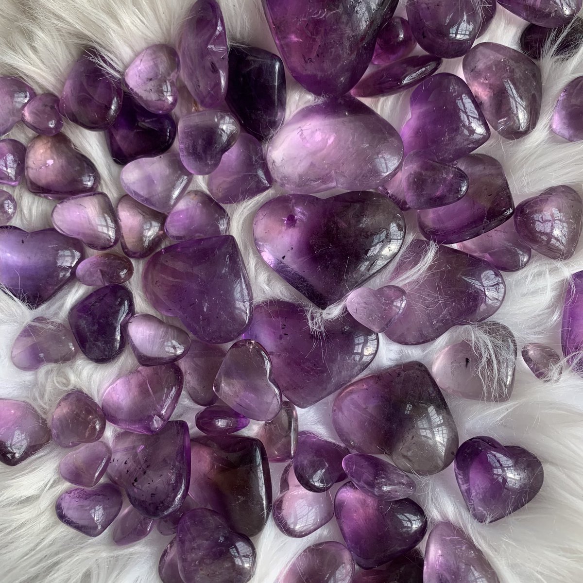 rockeastgem's tweet photo. Updated New Item
https://t.co/Jx2da5xLsC

#crystal #crystals #bismuthcrystal #selenite #pinkamethyst #floweragate  #amethyst #crystalheart #crystalwholesale #crystallove https://t.co/OUjEwP4PW0