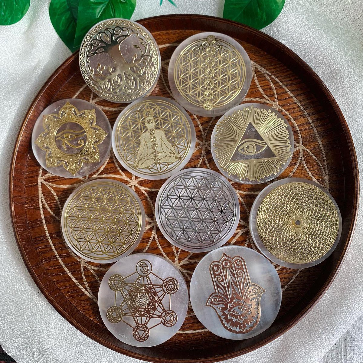 rockeastgem's tweet photo. Updated New Item
https://t.co/Jx2da5xLsC

#crystal #crystals #bismuthcrystal #selenite #pinkamethyst #floweragate  #amethyst #crystalheart #crystalwholesale #crystallove https://t.co/OUjEwP4PW0