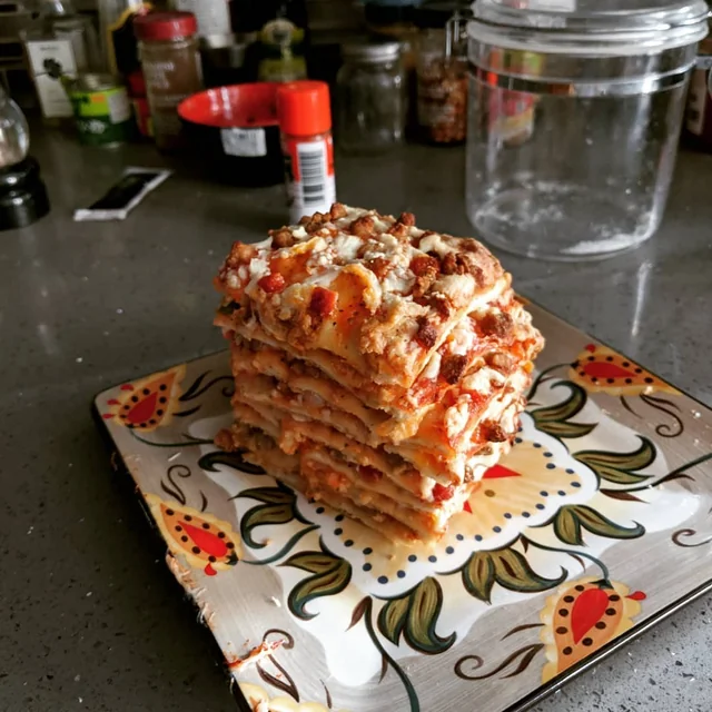 messedupfoods's tweet photo. totino's 8-layer birthday pizza cake https://t.co/3ukH7Bc8Zy