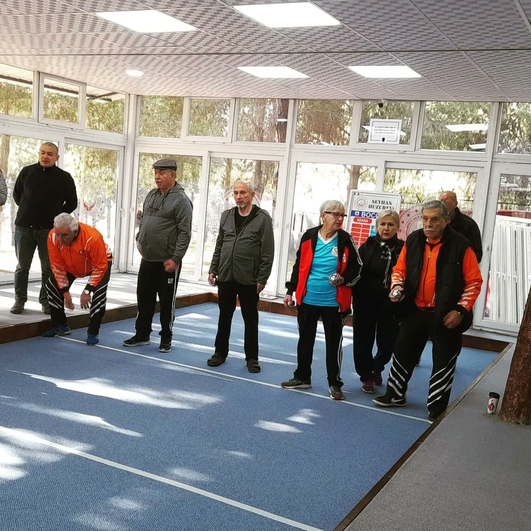 kizilaykadinck's tweet photo. Türk Kızılay Çukurova Kadın olarak Başkanımız Sn Ela Demirkol ve değerli gönüllülerimizle birlikte Seyhan Huzurevi'nde Bocce Turnuvası'nı izledik. Değerli büyüklerimizle güzel bir gün geçirdik. https://t.co/Ke5x3lRPD7