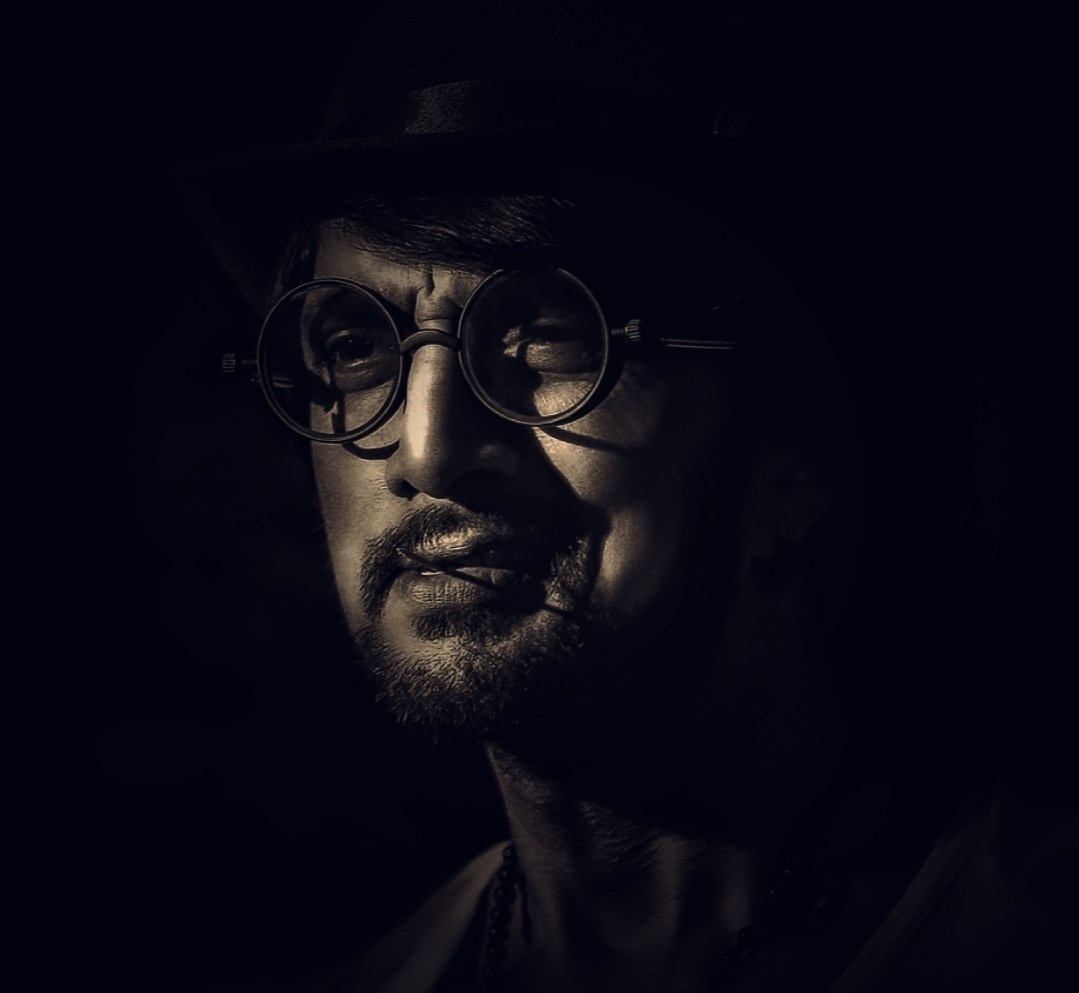 DhanushAL1's tweet photo. @_PVRCinemas Kiccha sudeepa #KicchaSudeep𓃵 's #egga was just awesome 😶🌫️ https://t.co/YlJwhUoVUN