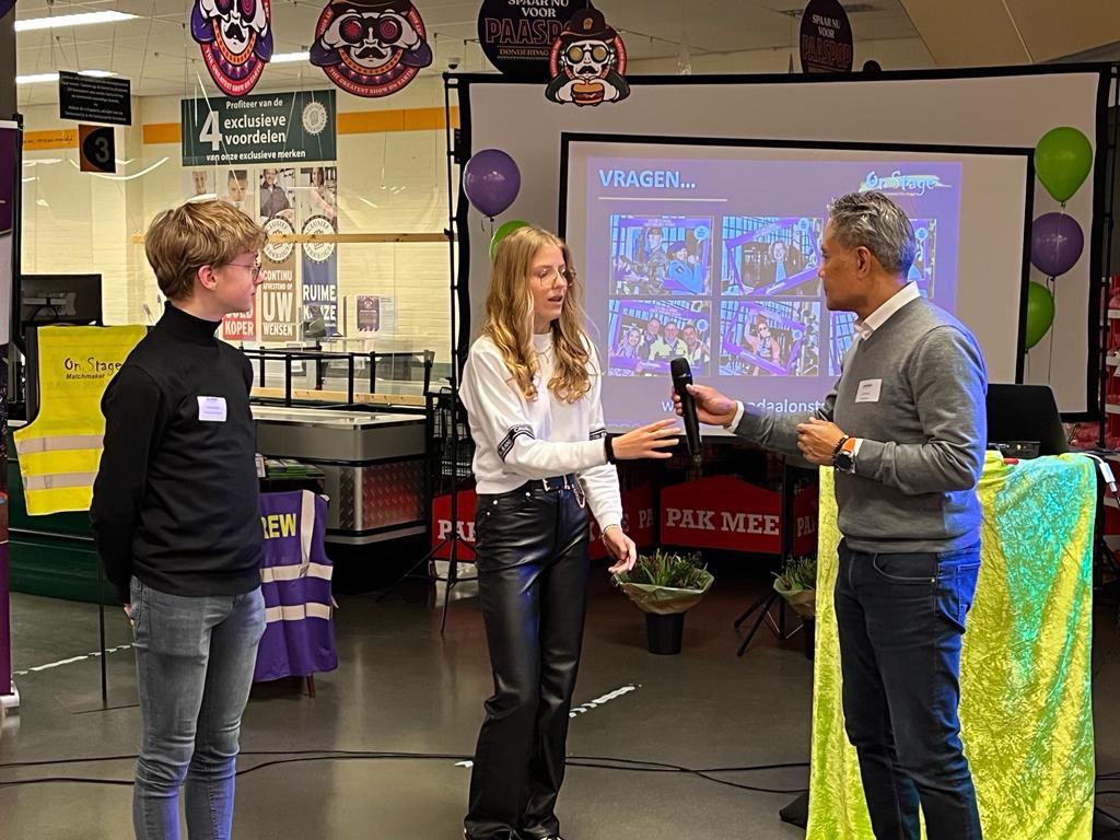 Amy van der Ham tweet media