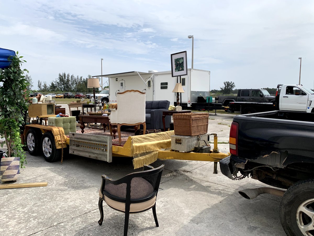 filmmiami_'s tweet photo. Lights Camera Action!
Music Video “Si Te Veo” by Arcangel, Jay Wheeler and Miky Woodz filmed in Miami-Dade County. #filmiami #gloalfilmdestination
https://t.co/emmmp855RG https://t.co/EtVl0cy6Zy