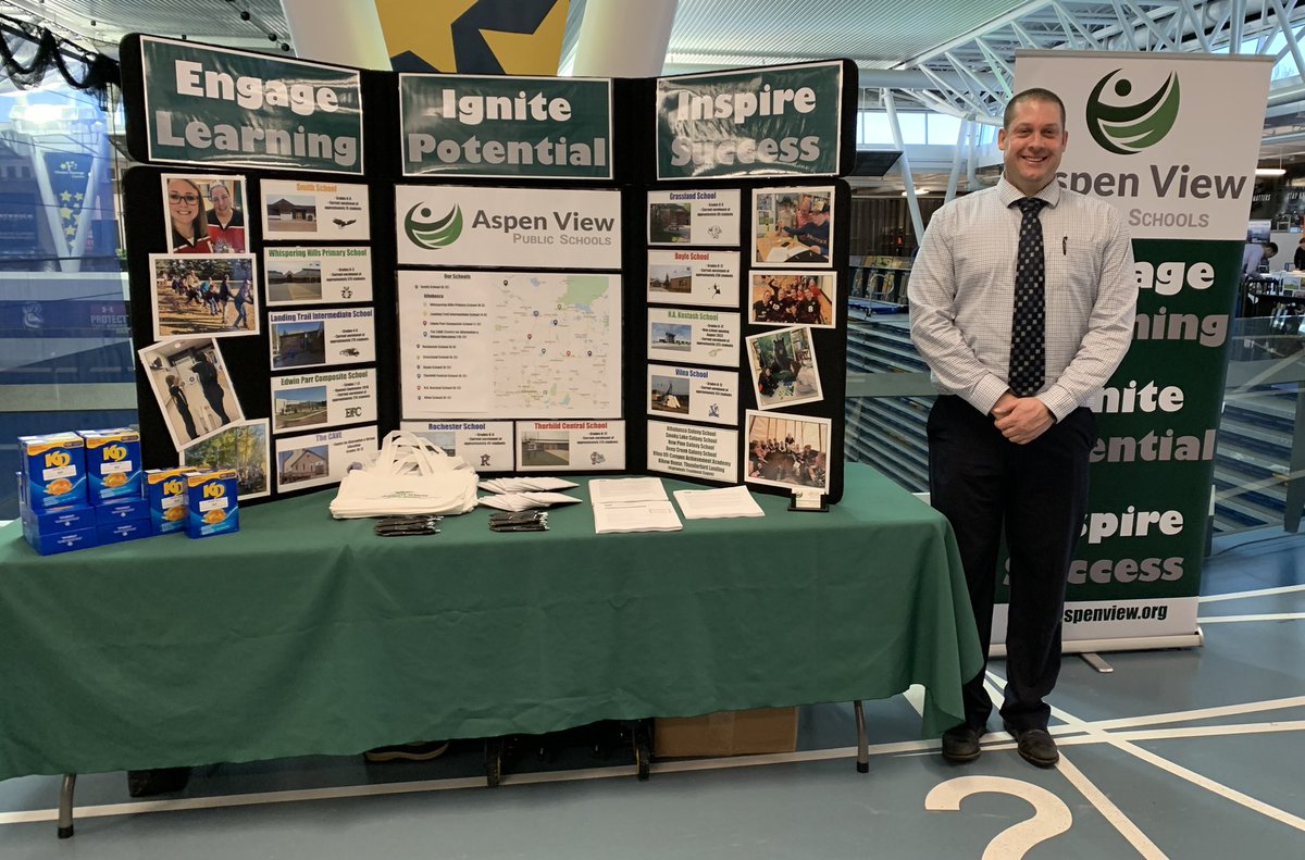 Kim Carson tweet media