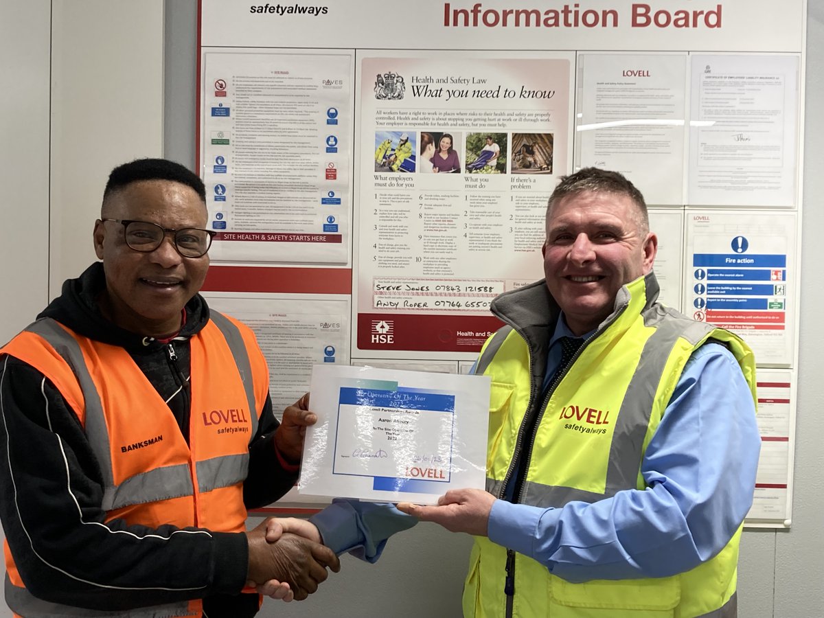 Operative the Year 2022!! Lovell congratulate Aaron Allotey who was selected for this award. Lovell show recognition to those who go that extra mile. Here pictured on the left, being presented with a £100 gift voucher and certificate by Project Manager Glynne Garratt. @Lovell_UK
