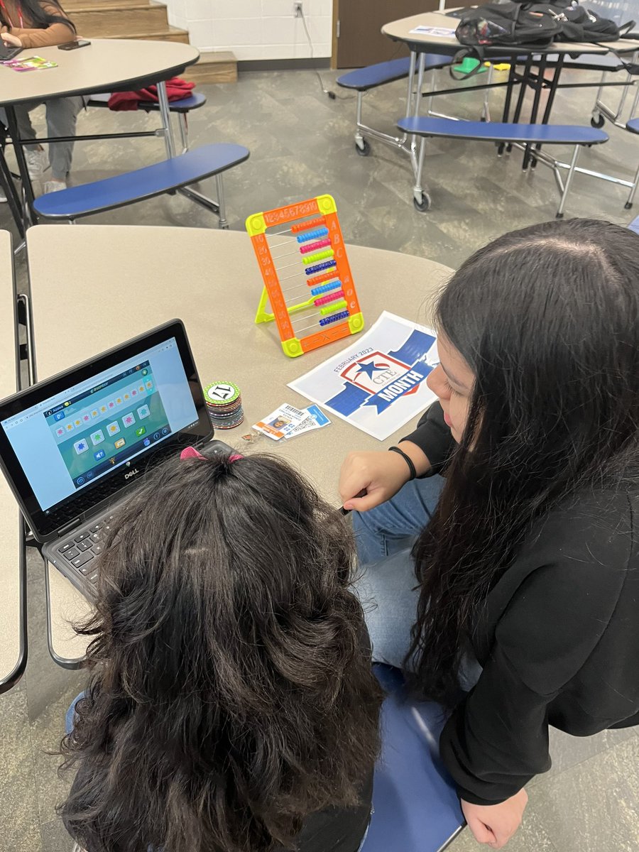KHollins6's tweet image. SHHS TAFE working with first graders to be the best students at LF Smith @PISDCareerTech @andreawenke #PISDCTE #PISDCTEMonth2023 #PISDCTEAllstars