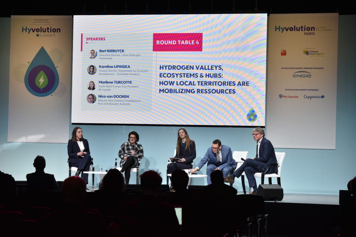 Hyvolution (@hyvolution) on Twitter photo "Hydrogen valleys, ecosystems & hubs: how local territories are mobilizing ressources", with @Misshydrogen20, <a href="/bartbiebuyck/">Bart Biebuyck 🇪🇺</a>, Nico van Dooren <a href="/Karolin50140562/">Karolina Lipińska</a> and <a href="/MarileneTURCOT1/">Marilene TURCOTTE</a>
#Hyvolution23 #hydrogen #energy #mobility #industry "Hydrogen valleys, ecosystems & hubs: how local territories are mobilizing ressources", with @Misshydrogen20, <a href="/bartbiebuyck/">Bart Biebuyck 🇪🇺</a>, Nico van Dooren <a href="/Karolin50140562/">Karolina Lipińska</a> and <a href="/MarileneTURCOT1/">Marilene TURCOTTE</a>
#Hyvolution23 #hydrogen #energy #mobility #industry