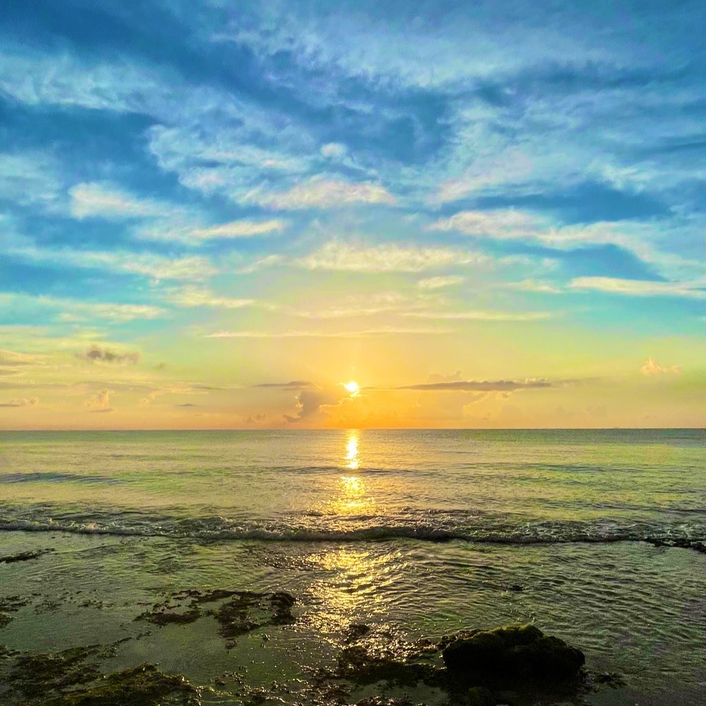 AjmaniK's tweet photo. For me, a ‘boundary’ defines a safe space — where the heart can feel free to shine all of its light…  #ThePowerOfStories https://t.co/J9ICeBk7pR