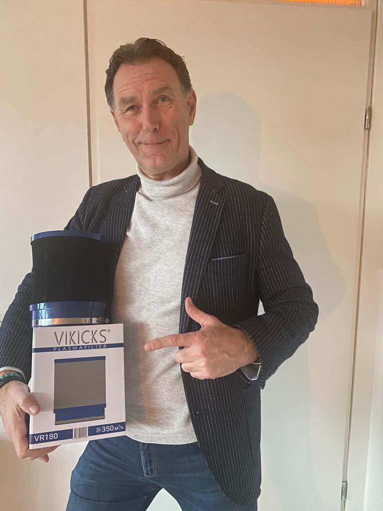 Het verheugt ons dat we nu eindelijk kunnen melden dat het team van <a href="/VIKICKSfilters/">VIKICKS</a> wordt versterkt door Hans ter Weele. 
Hans is bij ons in dienst getreden als sales agent  Benelux.
#vikicks #plasmafilter #plasmamade #recirculatie #afzuigkap #keukens #afzuiging #huis