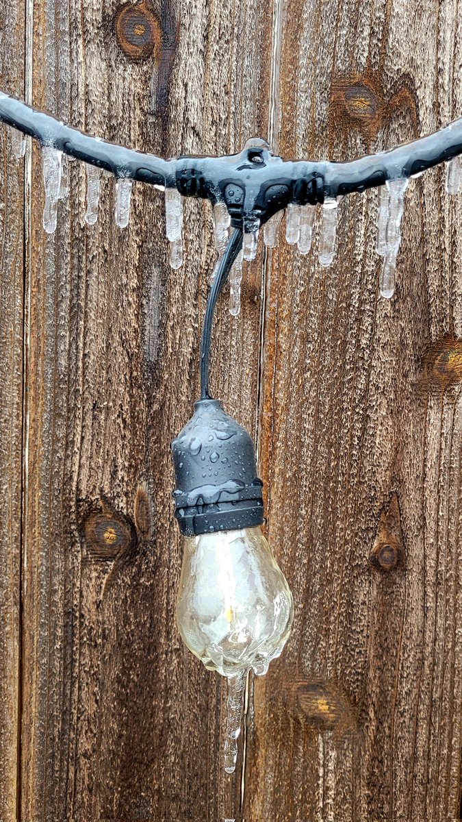 ManicBalaji's tweet photo. #SnowmeltingMagic #SnowDrip https://t.co/EvPqzYRYW7