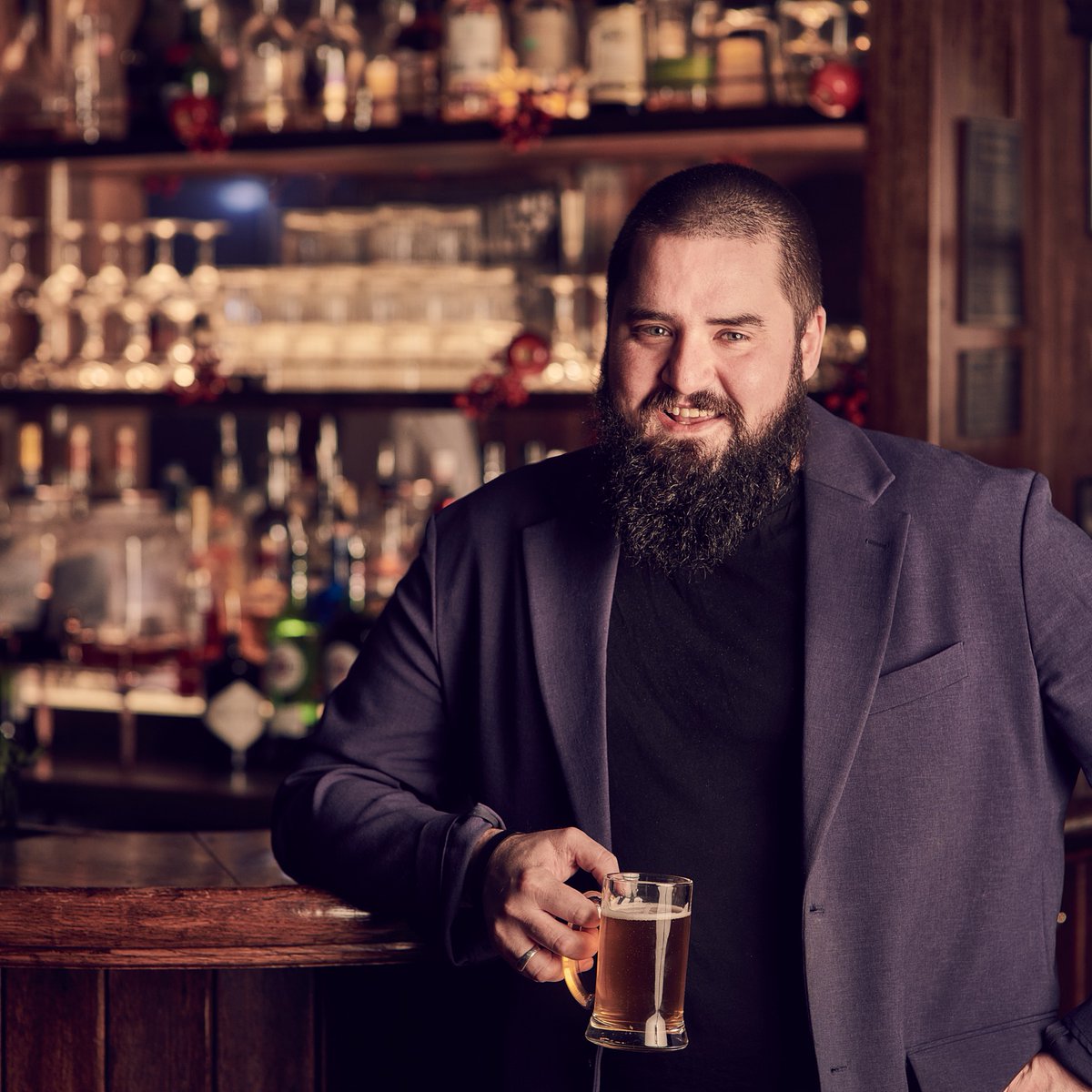 JoeAllenWC2's tweet photo. He's already a familiar face to many of you, but for anyone new around here - please say hello to our charming General Manager, Tommy. 👋 #teamjoes https://t.co/Vg7dqiXsUt
