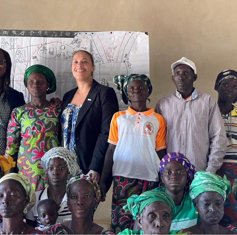 U.S. Embassy Abidjan on Twitter "Shawn Jones, Représentante de l