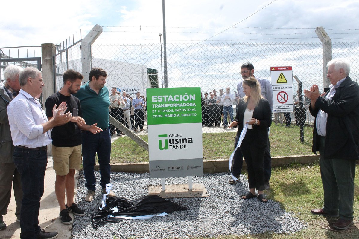 UsinaTandil's tweet photo. Inauguramos la Estacion Transformadora "Cdor. Mario A. Cabitto"

✅La obra eléctrica más importante de los últimos 50 años
✅ 1800 millones de pesos de inversión. 
✅ Energía para el Tandil del futuro
  
#usinadetandil #tandil #energía #obras #comunidad #inversión #freba https://t.co/cEwKc5bvwf