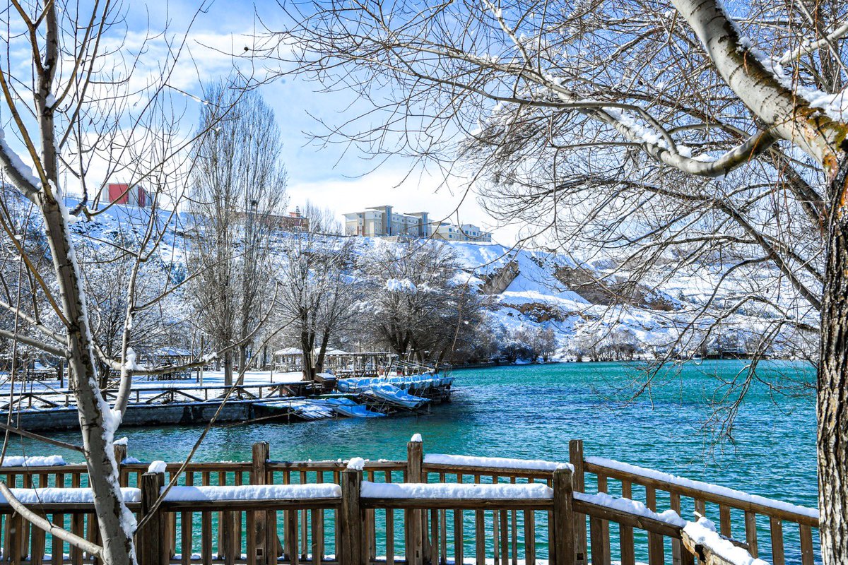 selahattingrkn's tweet photo. Karın en çok yakıştığı şehir, #Malatya’dan kar manzaraları. ☃️❄️☺️📸

📍Turgut Özal Tabiat Parkı https://t.co/2qTlmMJILs